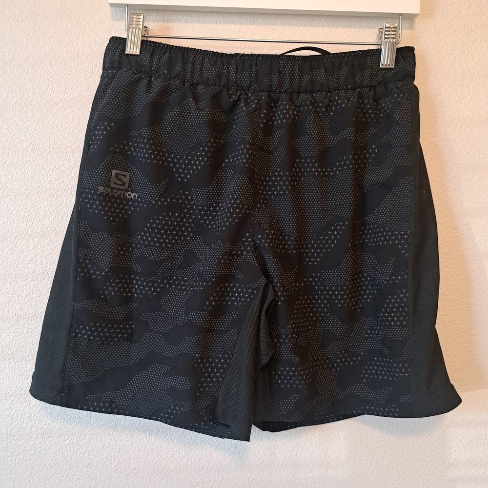 Salomon Mens Running Shorts Black Grey Geometric Pattern Zip Pocket Size M